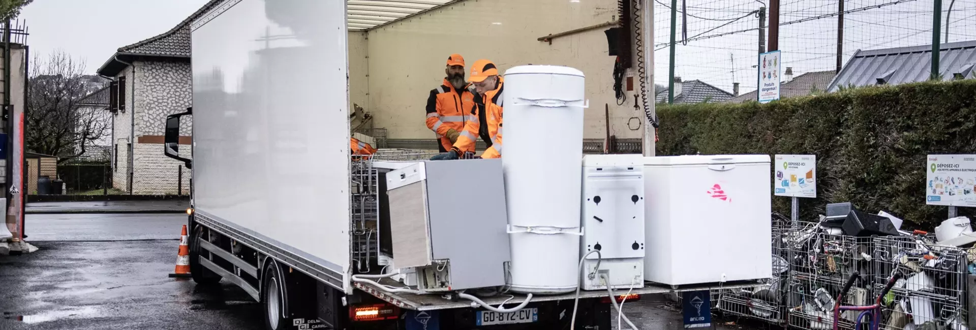 Récupération et transport de déchets d’équipements électriques et électroniques